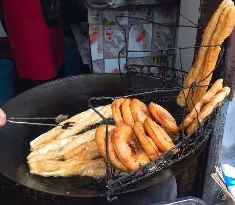 东立国际小区美食_东立国际附近好吃的_国际社区美食